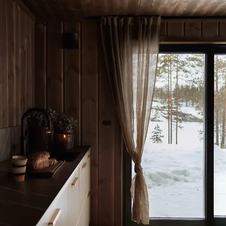 Lakehouse Cedar With Sauna And Jacuzzi Kviteseid