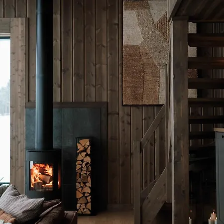 Lakehouse Cedar With Sauna And Jacuzzi Villa *