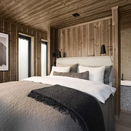 Villa Lakehouse Cedar With Sauna And Jacuzzi *