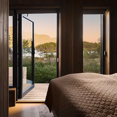 Lakehouse Cedar With Sauna And Jacuzzi Villa Kviteseid